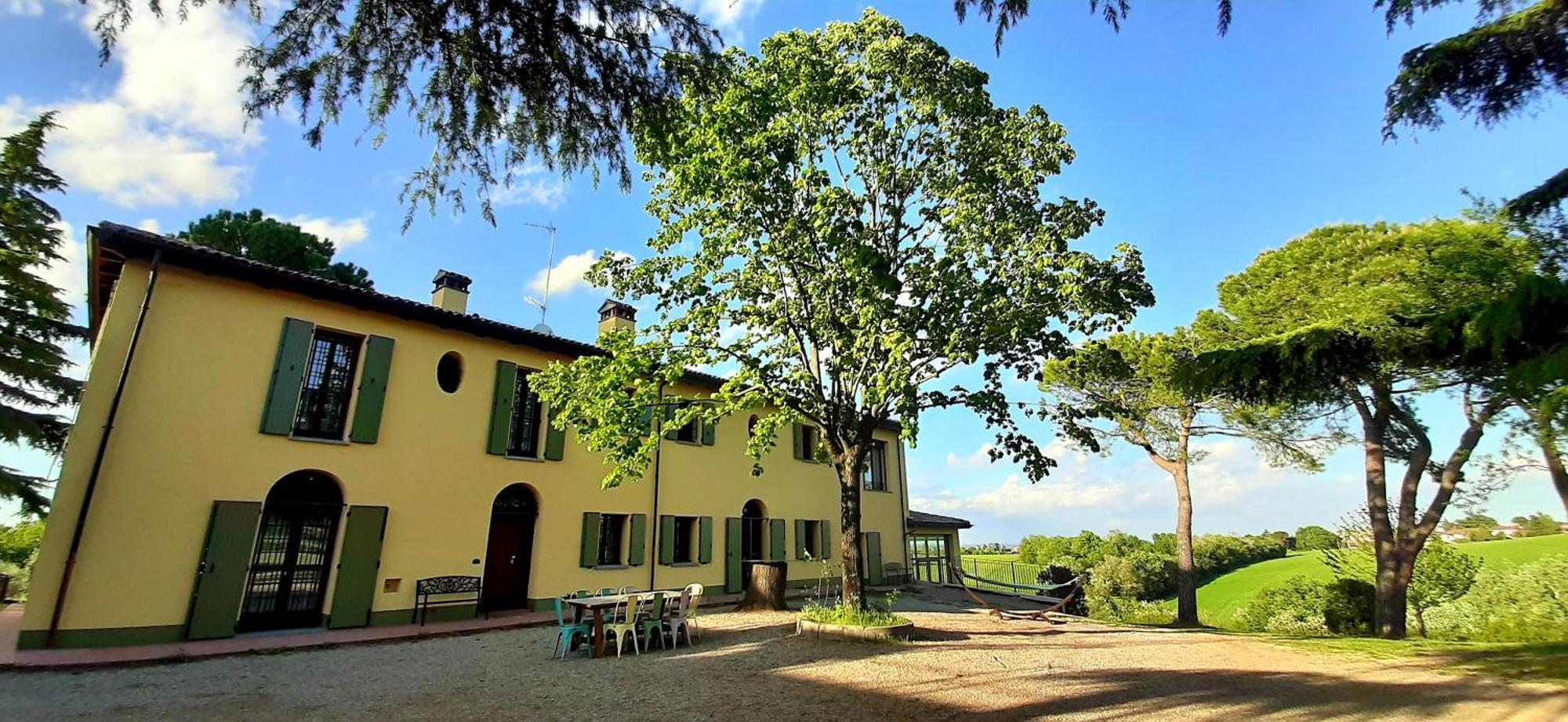 Room&Breakfast La Gramadora Castel San Pietro Terme Exteriör bild